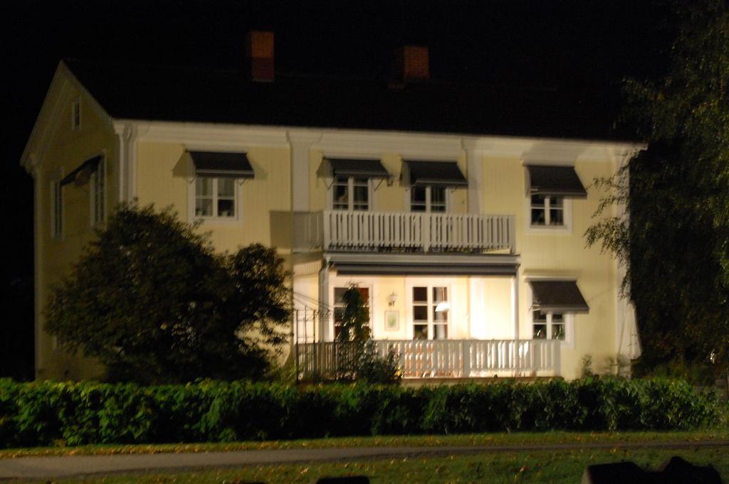 Brunnsgarden Bed & Breakfast Skellefteå Kültér fotó