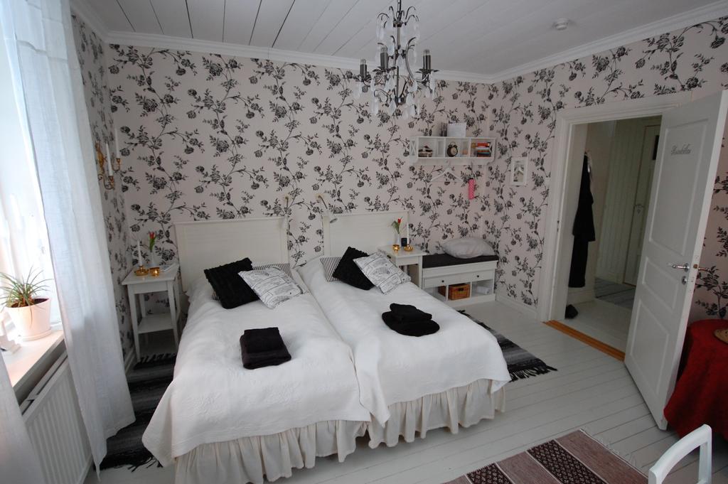 Brunnsgarden Bed & Breakfast Skellefteå Szoba fotó