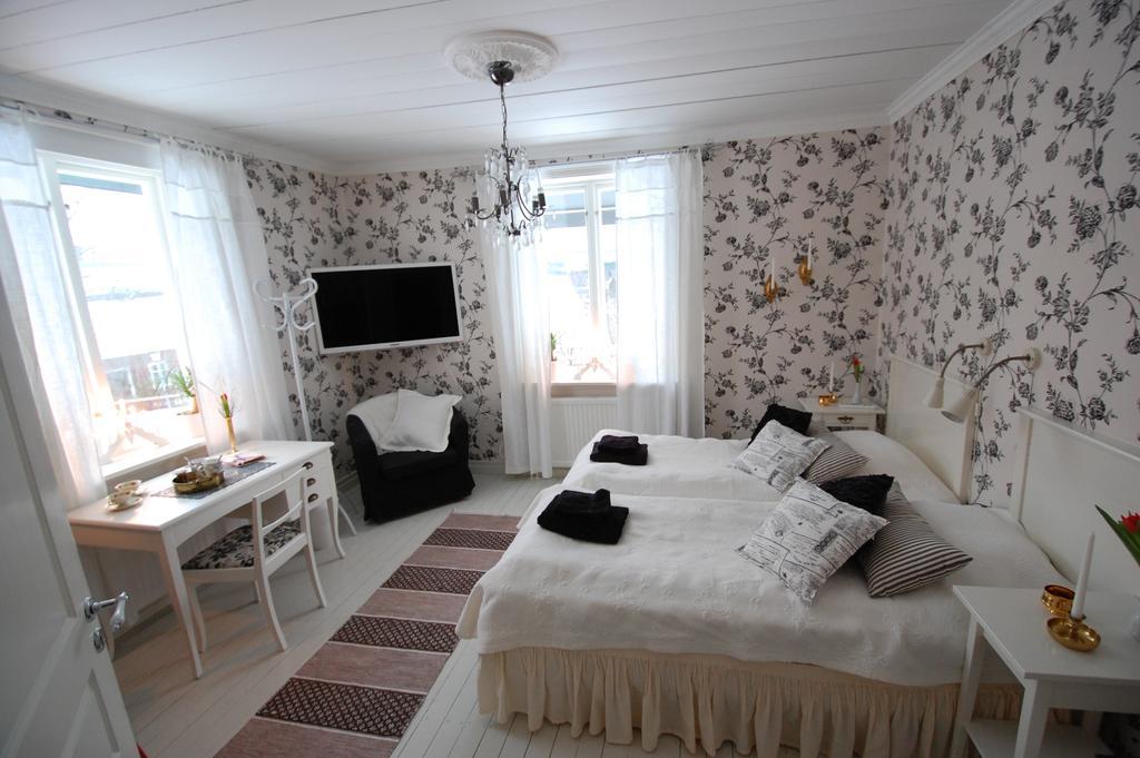 Brunnsgarden Bed & Breakfast Skellefteå Szoba fotó